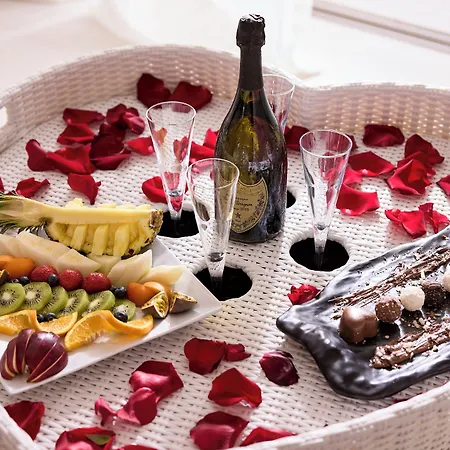 Ethereum Luxury Suites, A Member Of Mykonos Highlights מלון 5*